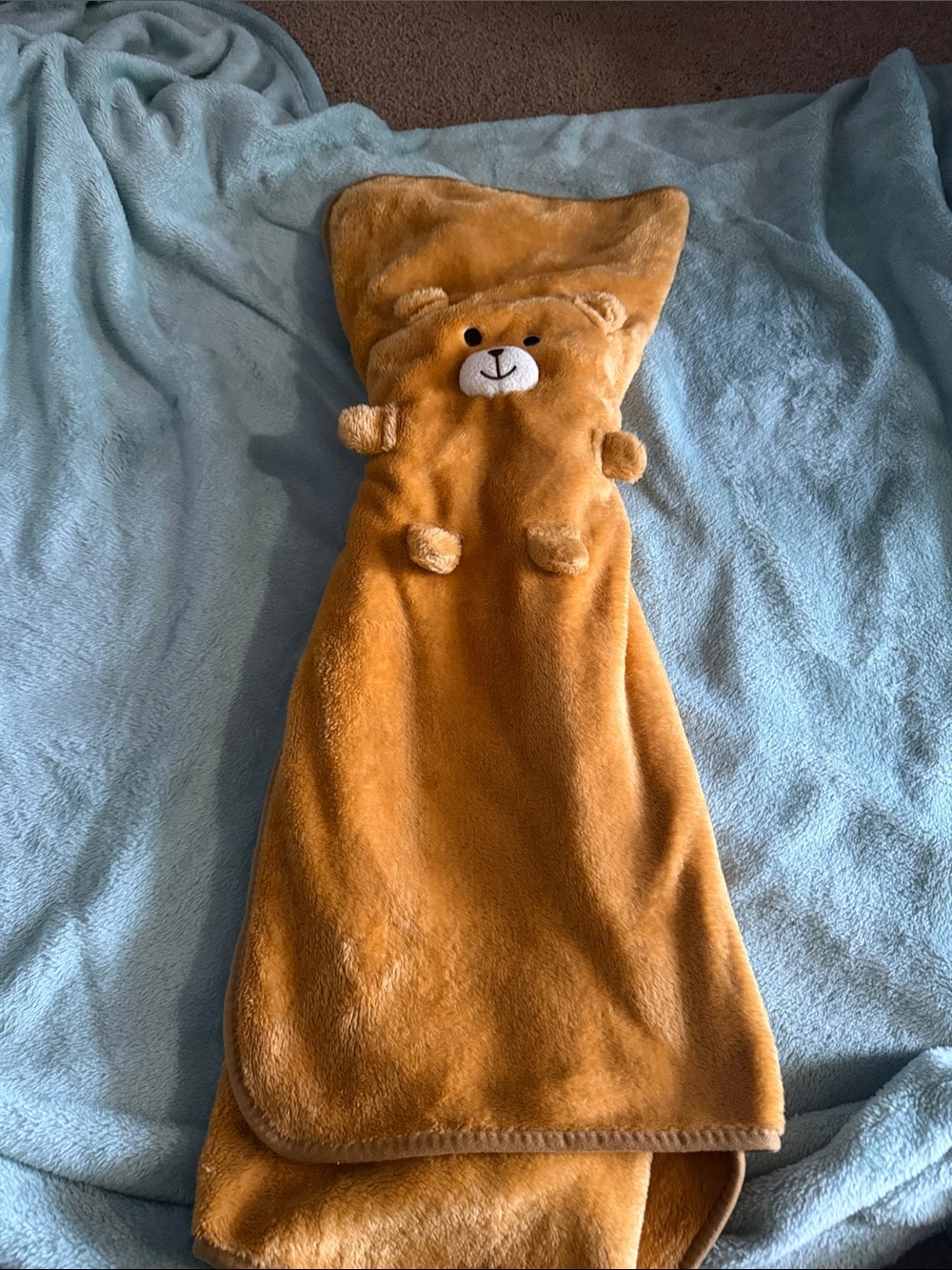 Cute Bear Hooded Plush Blanket - Honey Gold